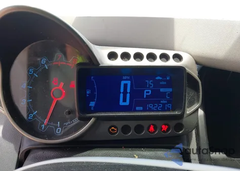 2014 Chevrolet Sonic Ls Auto z USA, uszkodzony, nr VIN 1G1JA6SH8E4132939